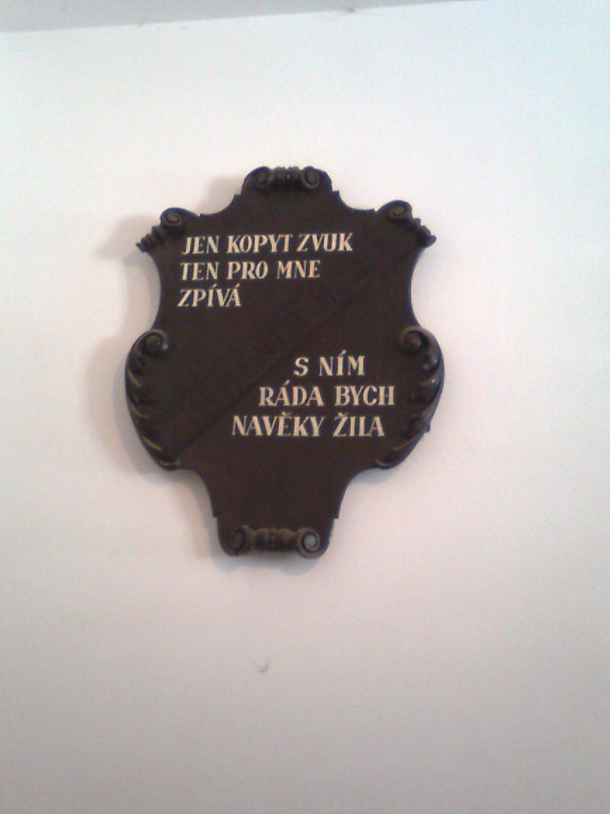 M1762.jpg